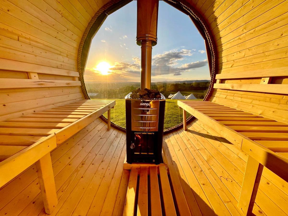 Deerstone Glamping-Pinhaw Beacon Dome Hot Tub Hotel Earby Exterior photo