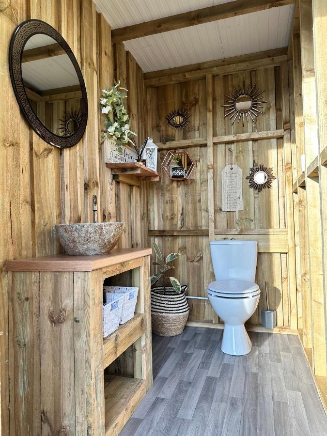 Deerstone Glamping-Pinhaw Beacon Dome Hot Tub Hotel Earby Exterior photo