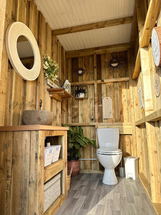 Deerstone Glamping-Pinhaw Beacon Dome Hot Tub Hotel Earby Exterior photo